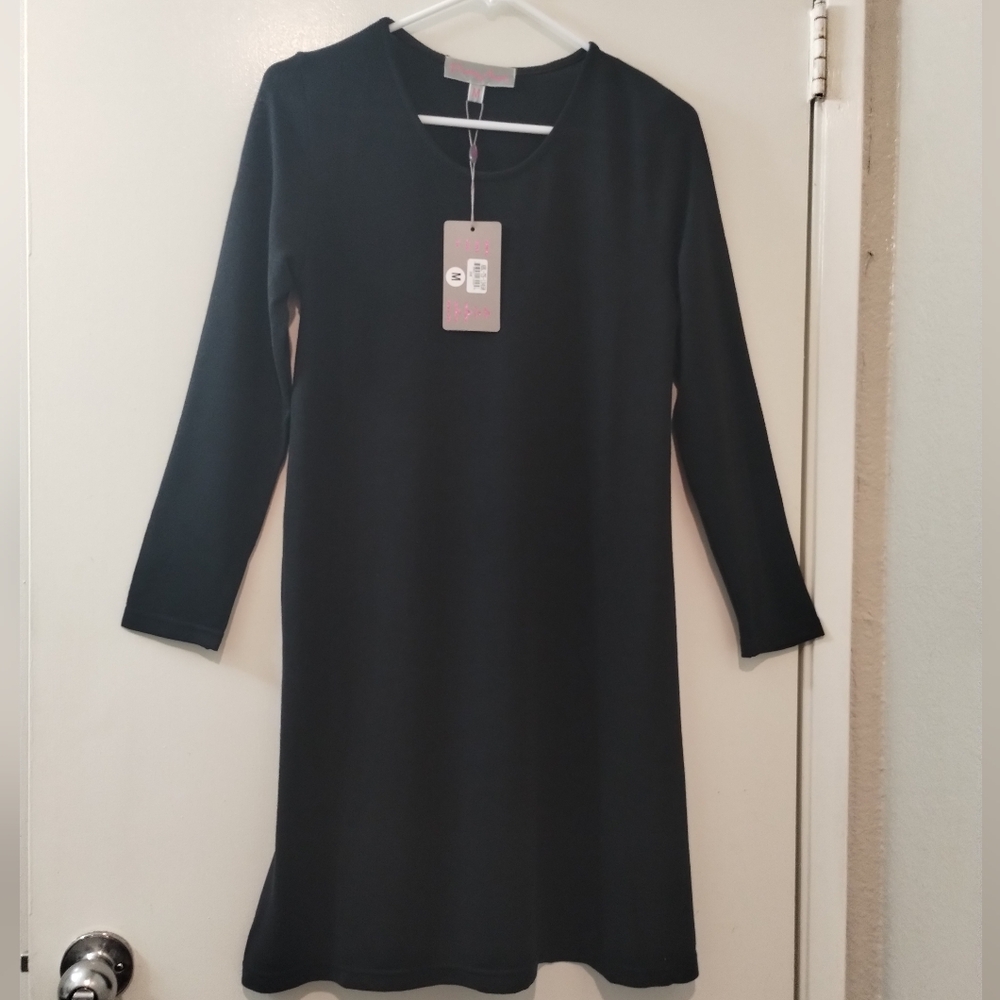 Pretty Angel Women's Black Dress Size M nwt